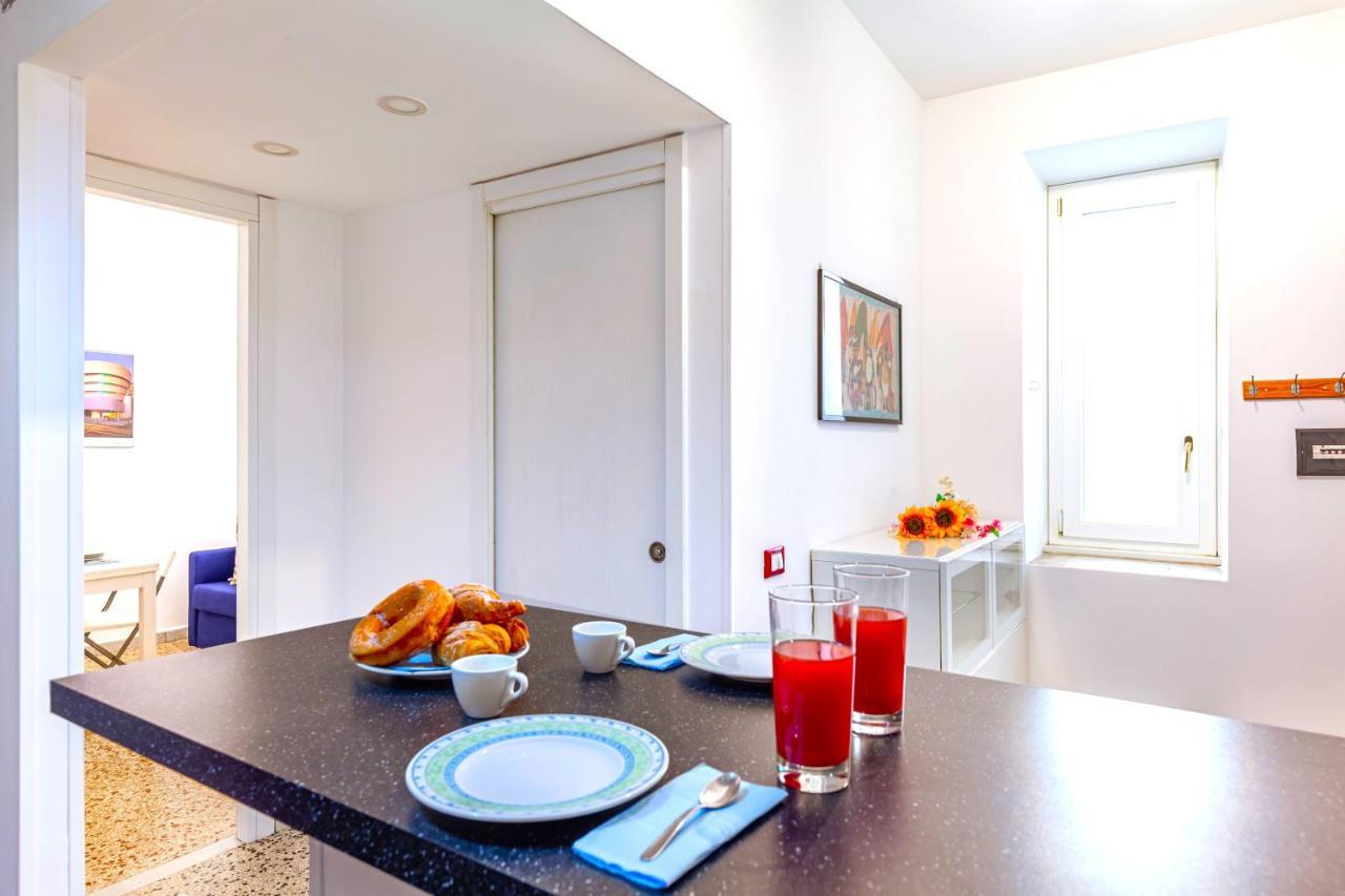 Hostly - Sant'Orsola Suite Apartment Rzym Zewnętrze zdjęcie
