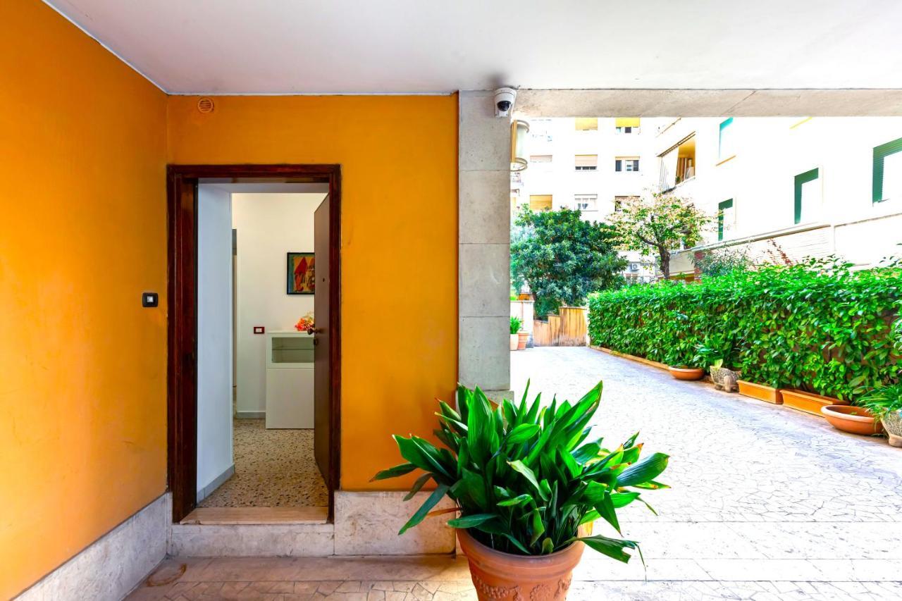 Hostly - Sant'Orsola Suite Apartment Rzym Zewnętrze zdjęcie